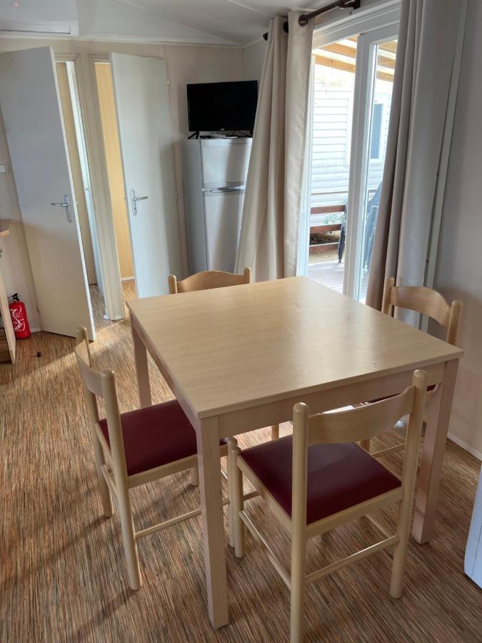 Mobilhome 4 Ca61 ヴィア エクステリア 写真
